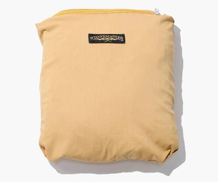 STONEMASTERのショートパンツを収納したところ