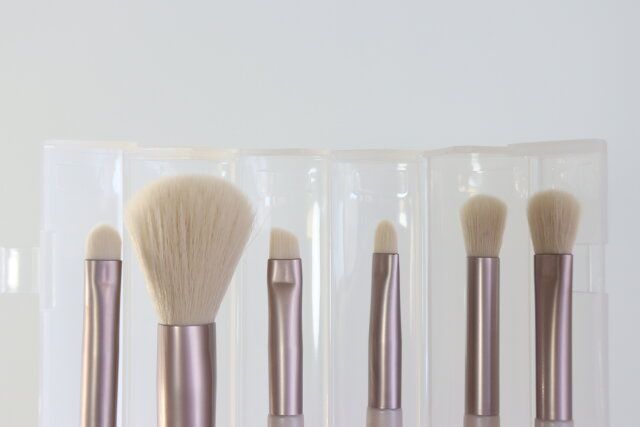 携帯用メイクブラシ（6本セット） 種類