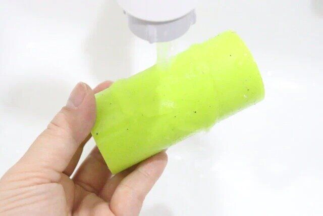 ダイソーの粘着ゲルクリーナー2