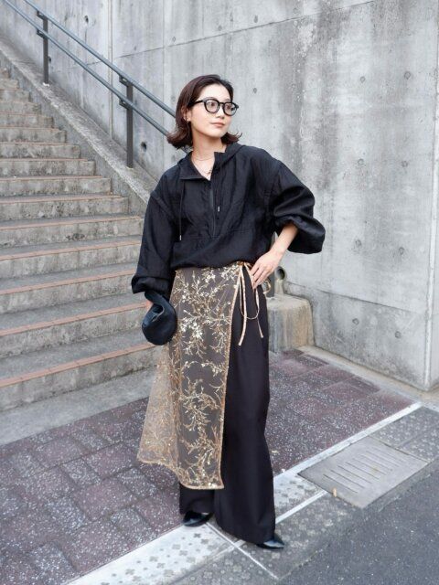 黒ワイドパンツコーデ4