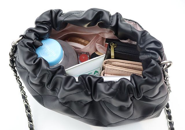 宝島社ムック付録のみるきー監修のレザー調巾着型 ショルダーバッグ9