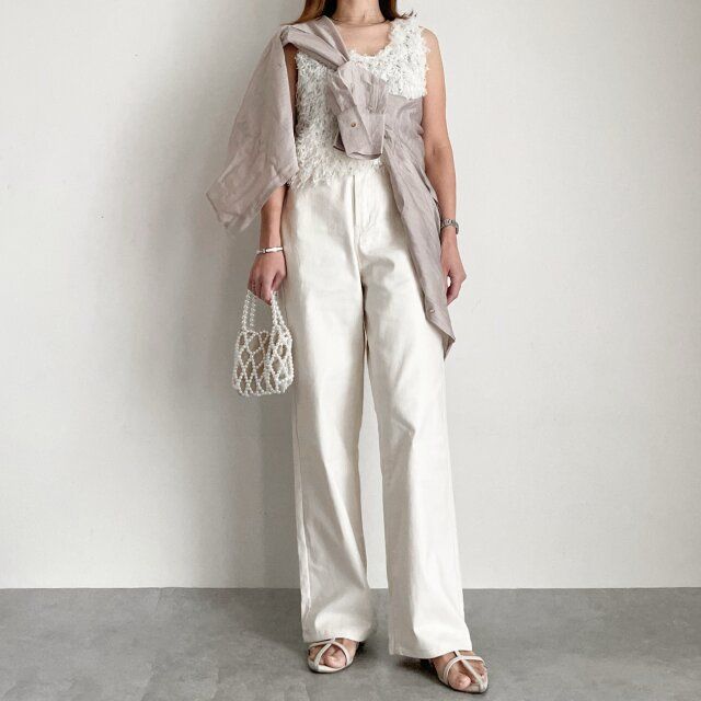 相性抜群淡色女子コーデ♡