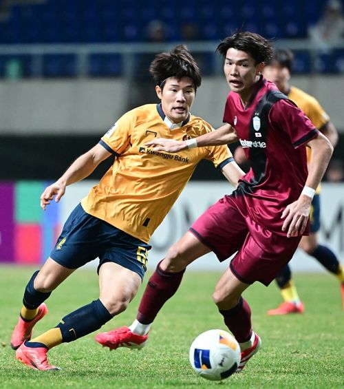 パク・テジュン