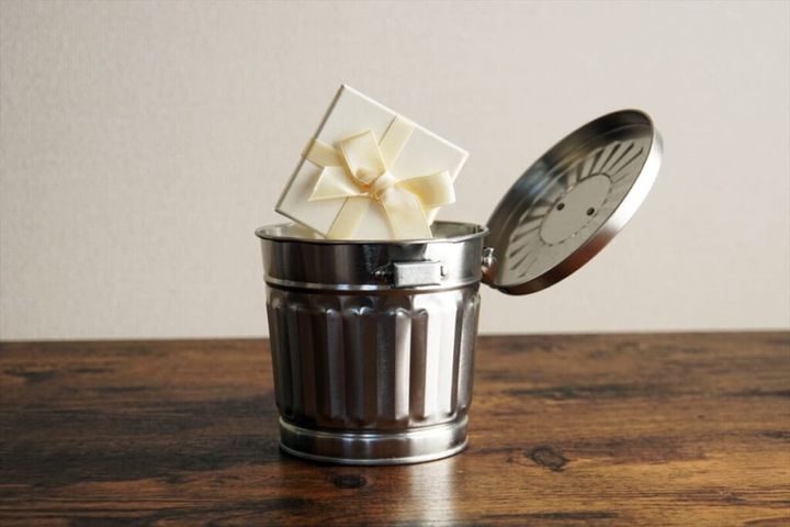 思い出の品を手放す