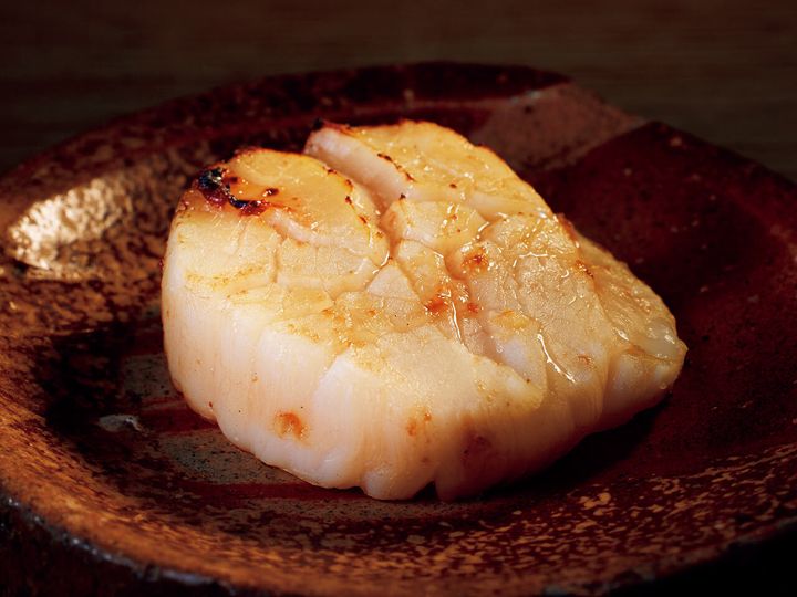 心斎橋『和洋酒菜ひで』のホタテの炙り