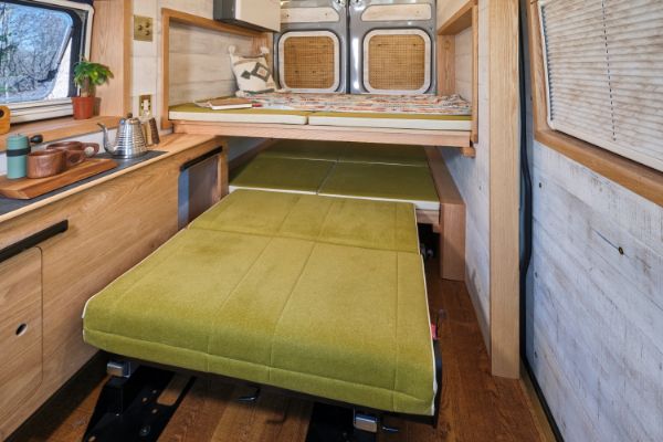 車中泊に最適！カスタマイズが無限大な新型キャンピングカーが登場