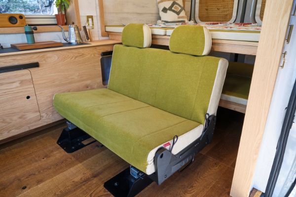 車中泊に最適！カスタマイズが無限大な新型キャンピングカーが登場