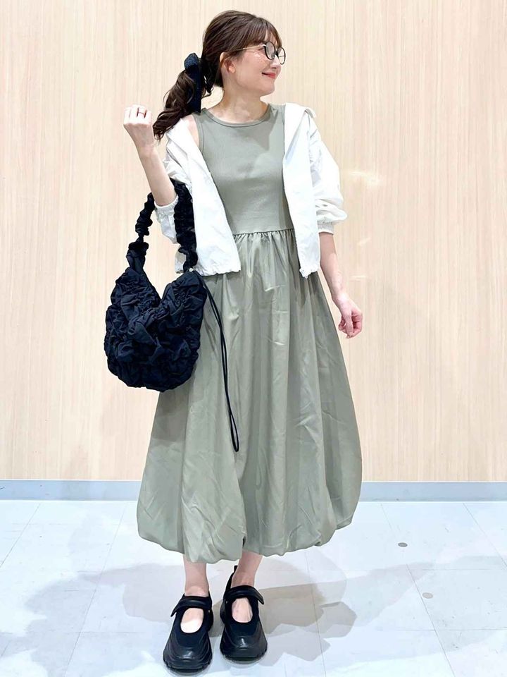 画像2: 出典：GU