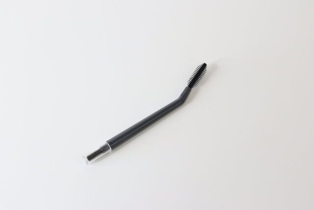 まつ毛用ブラシ デザイン
