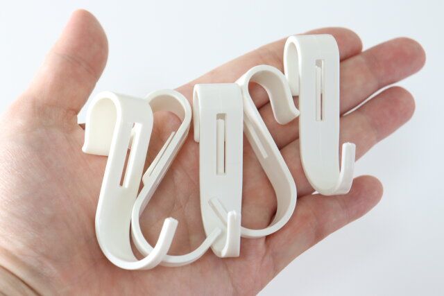 ダイソーのコスパ抜群なつっぱりフック5個入り