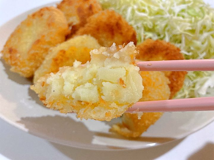 バターチーズコロッケの断面