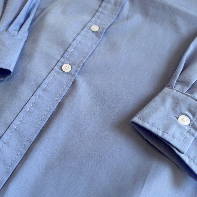 Aunt Marie’s オーバーサイズベーシックルーズシャツ 少しハリのある素材