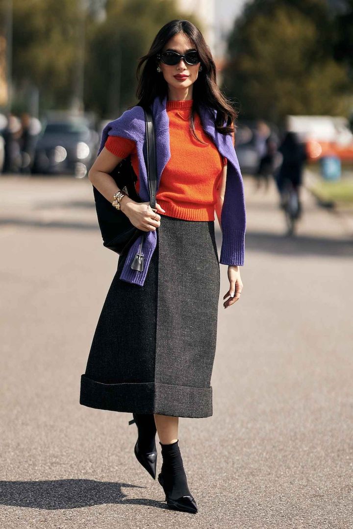 画像: 靴下×パンプスでグッドガールなムードを底上げ