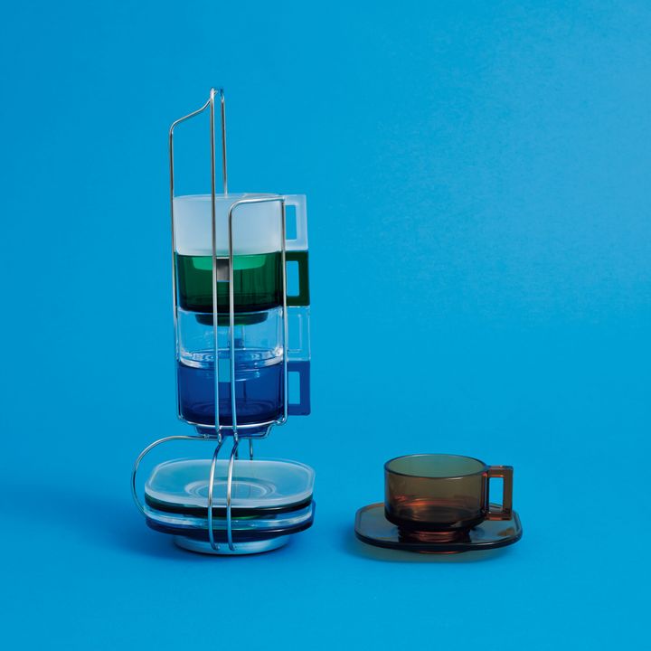 可愛く収納可能。気分があがるガラスのカップでティータイムを【機能的なミッドセンチュリー】