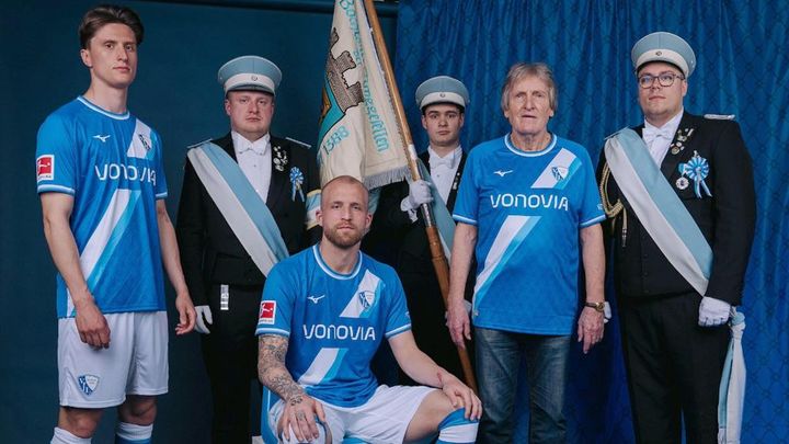 残留争い「大一番」で着用！三好康児のボーフムが特別ユニフォーム発表 “街の祭り”を祝うデザイン