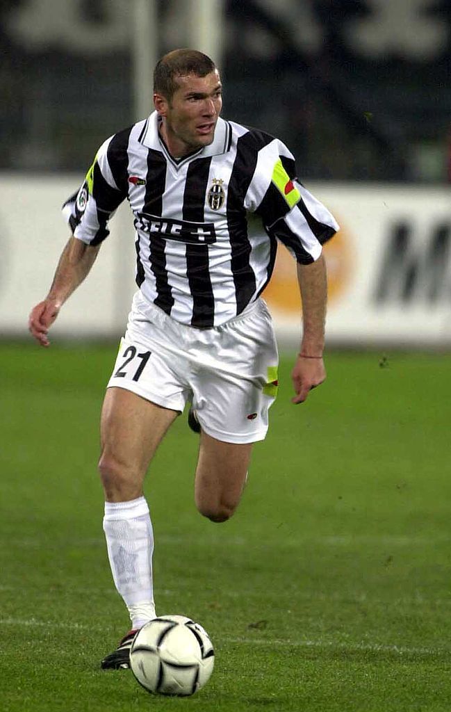 サッカーの歴史上「最高のパサー」11名