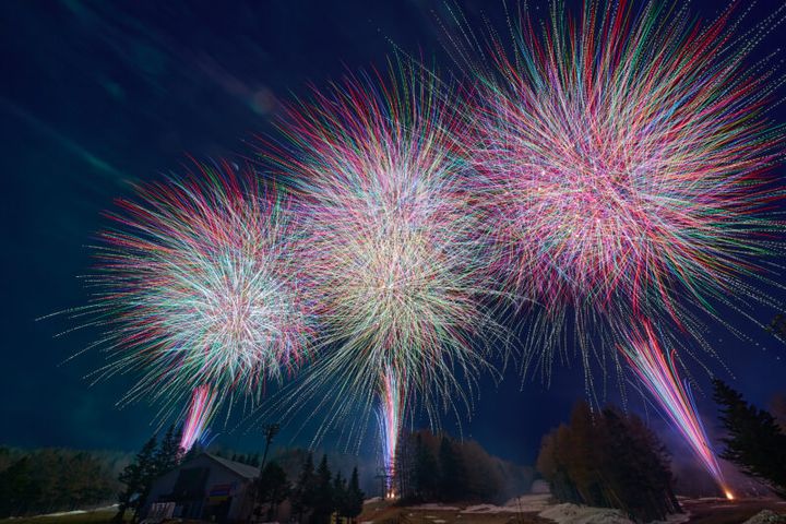 富士山と花火の共演