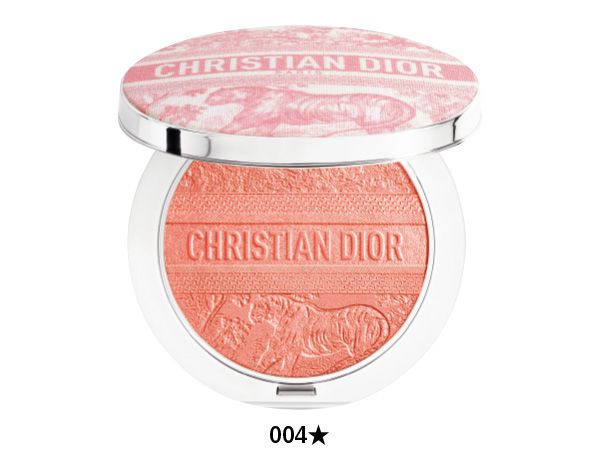 ディオールスキン フォーエヴァー グロウ ルミナイザー