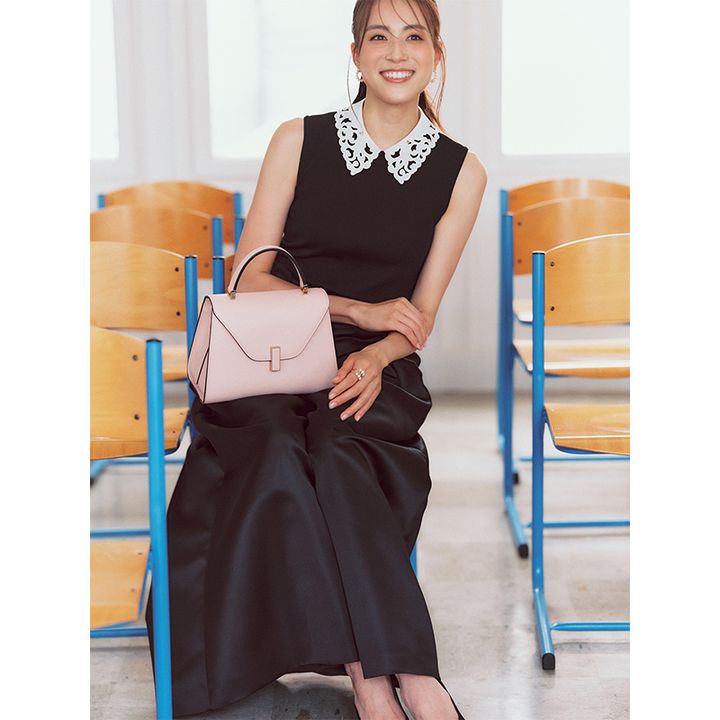 ネイビーママの授業参観コーデ