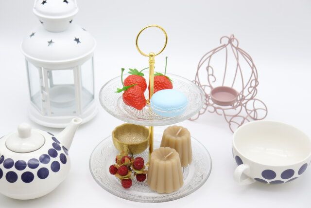 スリーピーのガラスプレート2段はおうちカフェ気分を味わえる