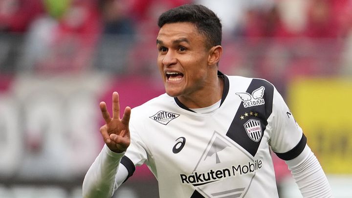 豪華スター軍団がキタサンブラックやアーモンドアイと共演！？Jリーグ王者、異色のコラボイベントを発表