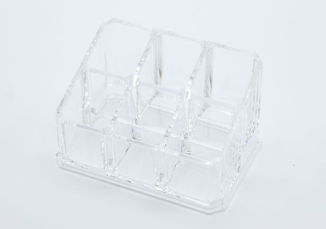 ダイソー 透明収納ケース（口紅用）
