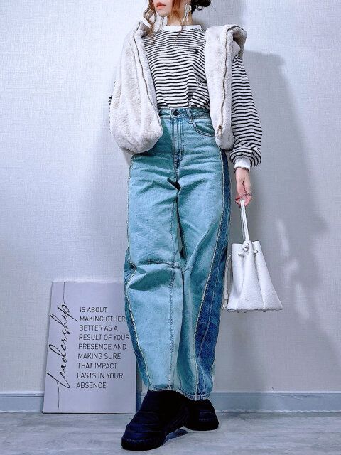 ボーダーのカジュアルさとラインデニムの相性が◎