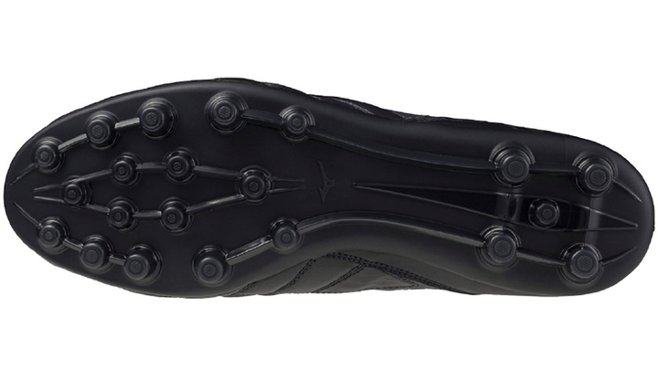 珠玉の“魔改造モデル”揃い…ミズノから革新的なサッカースパイクコレクションが登場！4月25日発売