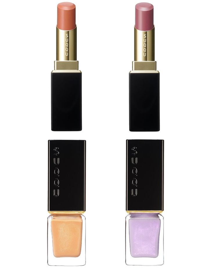 〈上左から〉モイスチャー グレイズ リップスティック 107、108 各￥5,830（セット価格） 〈下左から〉ネイル カラー ポリッシュ 166、167 各￥2,750（すべて5月2日より限定発売）