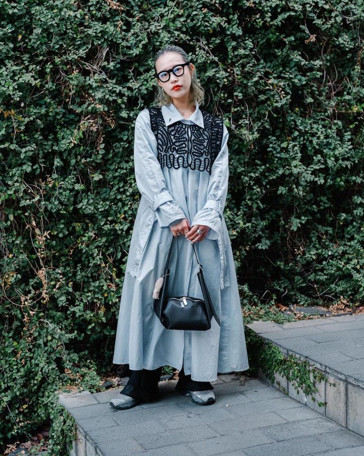 春から初夏への“ワンピース”お手本コーデ5選。パンツレイヤードも根強い人気！【TOKYO SNAP】