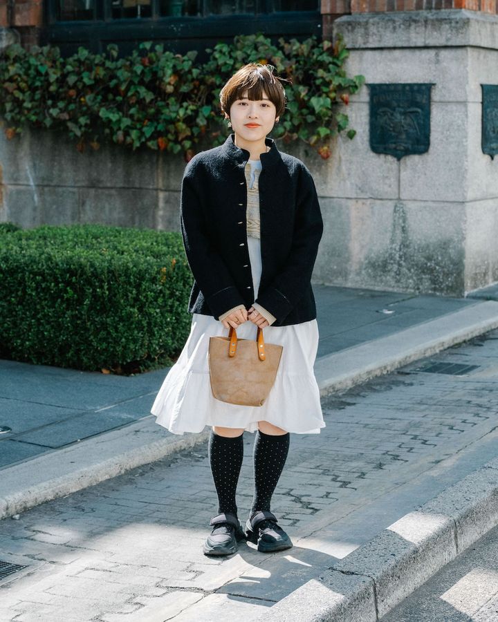 春から初夏への“ワンピース”お手本コーデ5選。パンツレイヤードも根強い人気！【TOKYO SNAP】