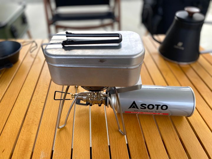 「車中泊革命が起きた」目から鱗！車中泊上級者がオススメする便利ギアが天才的すぎた