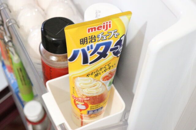 冷蔵庫ポケットの仕切りになるケース 使用例