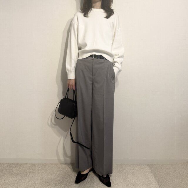 ワイドパンツできれいめに