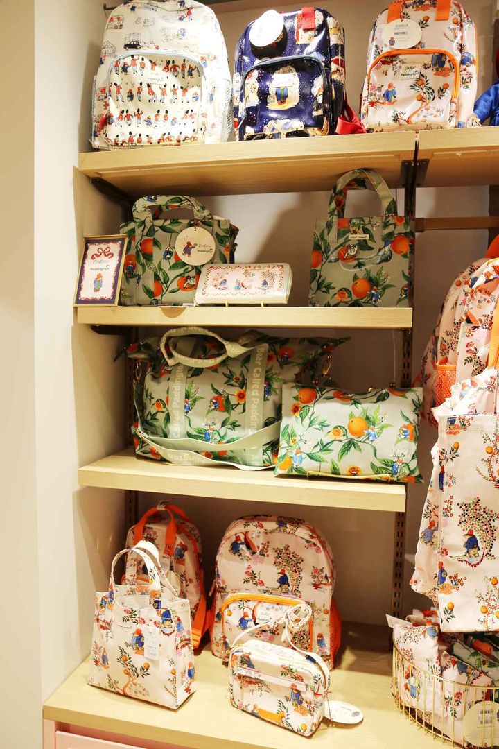 画像1: 人気キャラクターとのコラボレーションも