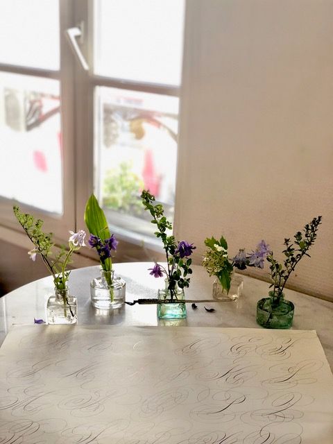 私のお店「メロディ グラフィック」、そしてカリグラフィーについてご紹介【夢見るパリ】