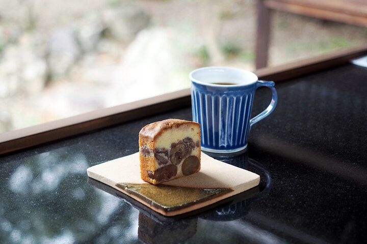 京都・福知山「足立音衛門 お城カフェ」で大正ロマン感じるティータイム ～白いレトロな洋館で、ほくほく栗時間～