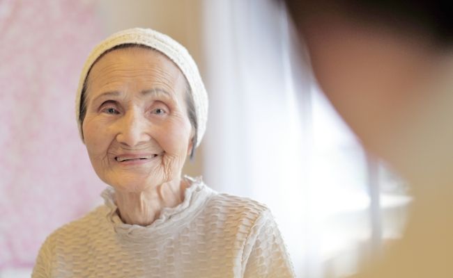 「私の結婚指輪を返して！」高齢者を狙った不用品買い取り被害に遭った話【体験談】