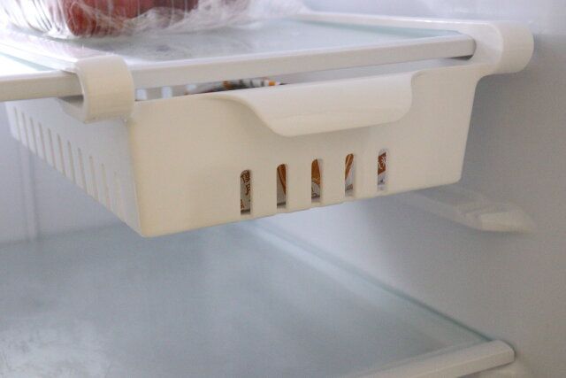 冷蔵庫棚吊り収納ラック 使用例