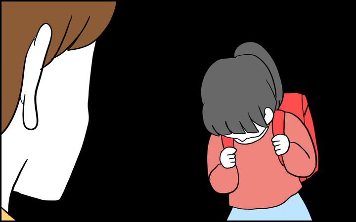 首を90度に曲げてたたずむ、あーちゃんの姿が