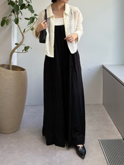 黒サロペットコーデ3