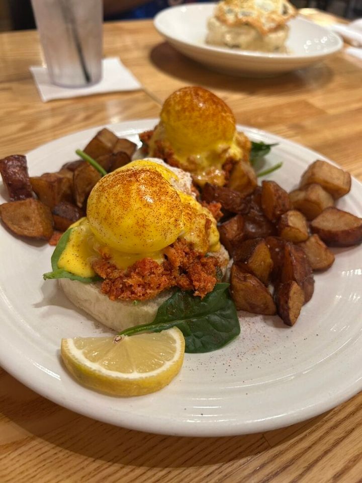 エッグベネディクト