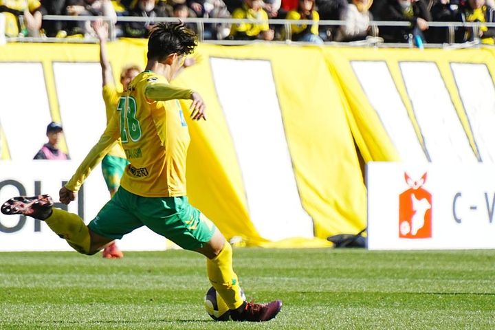 DF河野貴志が「お前らしくない」と言われたJ2ジェフユナイテッド千葉での日々、古巣戦で決意した「あの二人」からのスタメン奪取