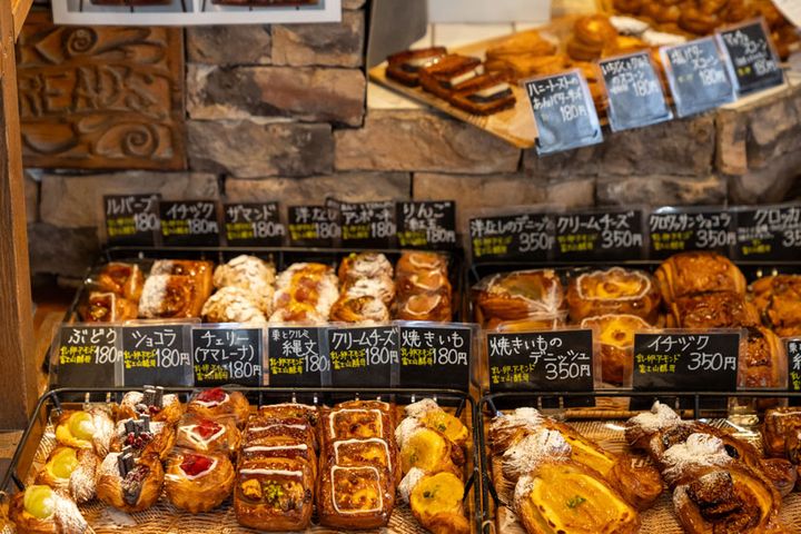 ミニデニッシュは価格もお手頃。旬のフルーツを使ったものも