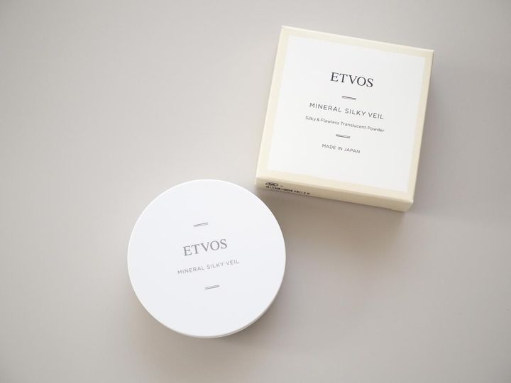 画像: 34万個突破の名品パウダーが、涼しげなホワイトデザインに！