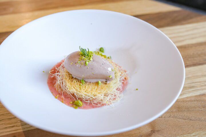 窓の外に広がる景色も素敵♪「Botanico扇町公園」で前菜＆サラダのビュッフェ付きランチを