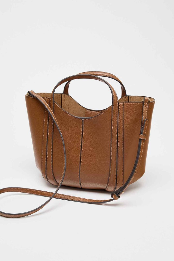 画像2: 出典：ZARA