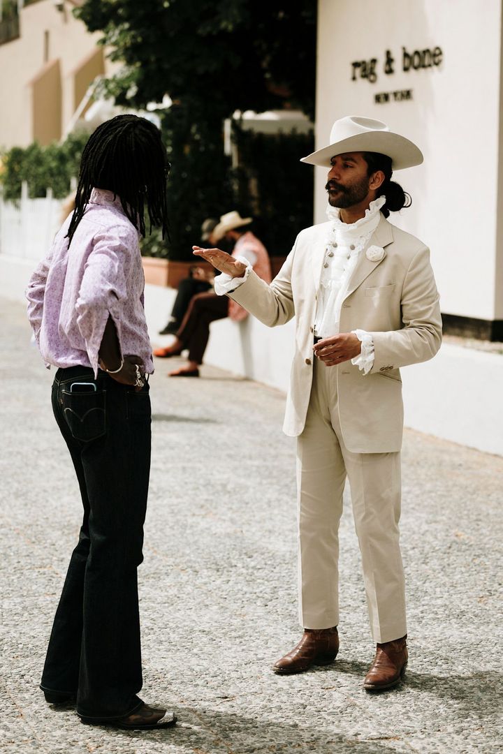 2025年春夏ピッティ・ウオモ106より。