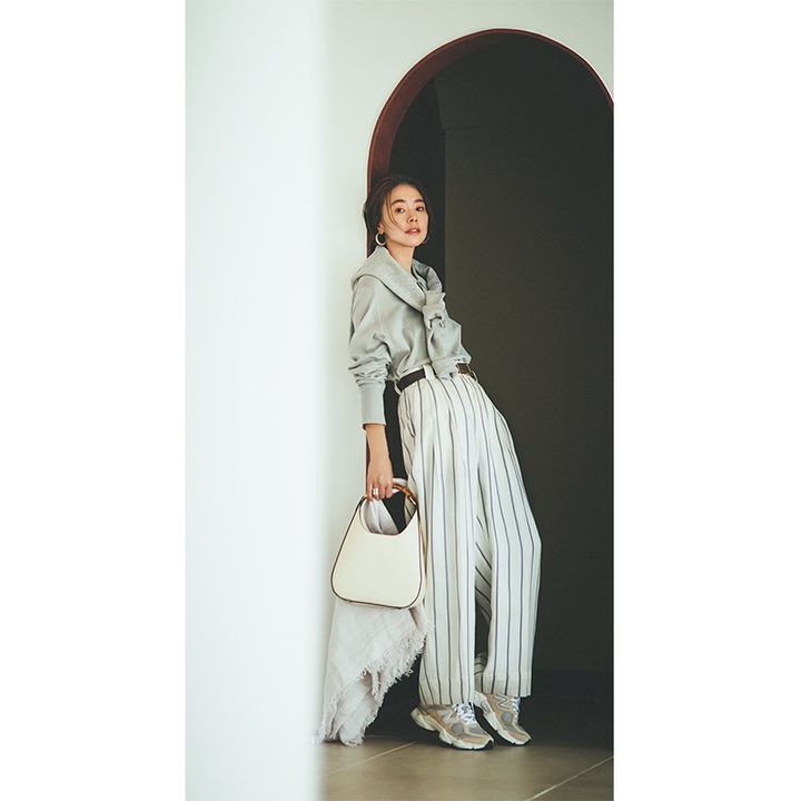 ニットポロシャツはゆるっと着ると今っぽい