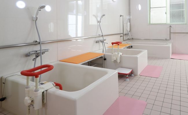 臭いやおむつかぶれが軽減！90歳の義母の自宅介護に役立ったものは【体験談】